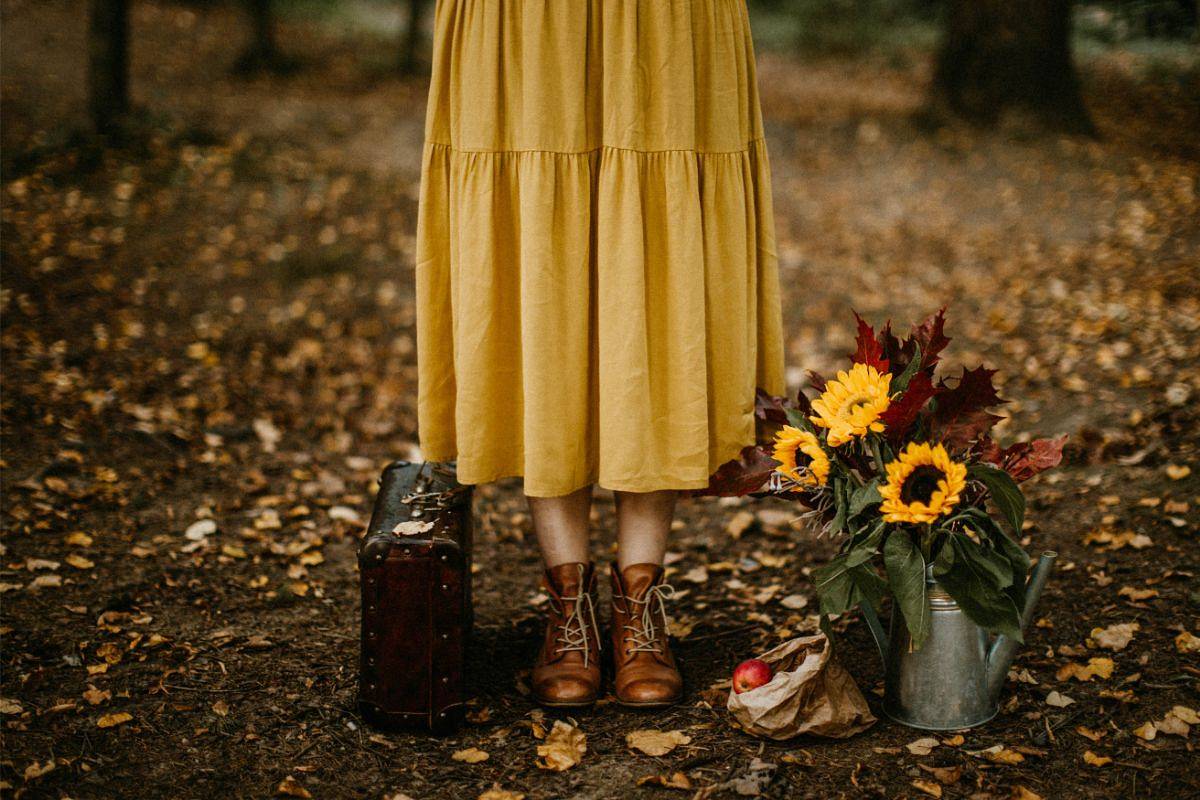 Read more about the article Najmodniejsze sukienki na jesień 2024. Co wybrać na chłodne dni?