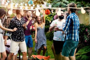 Read more about the article Impreza na zakończenie wakacji – jak zorganizować?